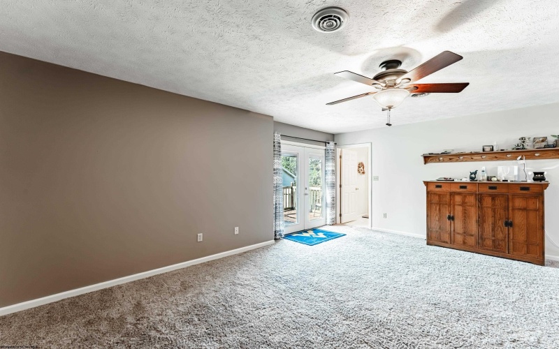 782 Briarwood Street, Morgantown, West Virginia 26508, 4 Bedrooms Bedrooms, 10 Rooms Rooms,2 BathroomsBathrooms,Single Family Detached,For Sale,Briarwood,10160968