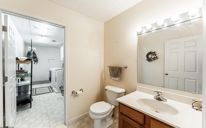782 Briarwood Street, Morgantown, West Virginia 26508, 4 Bedrooms Bedrooms, 10 Rooms Rooms,2 BathroomsBathrooms,Single Family Detached,For Sale,Briarwood,10160968