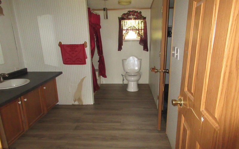 101 GROSS Drive, Davis, West Virginia 26260, 3 Bedrooms Bedrooms, 8 Rooms Rooms,2 BathroomsBathrooms,Single Family Detached,For Sale,GROSS,10160724