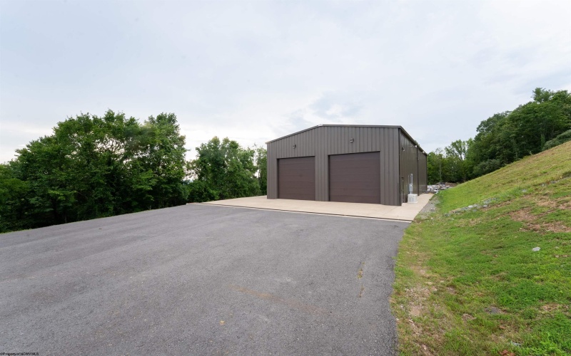 300 Mountain Retreat Drive, Horner, West Virginia 26372, 7 Bedrooms Bedrooms, 31 Rooms Rooms,7 BathroomsBathrooms,Single Family Detached,For Sale,Mountain Retreat,10160970
