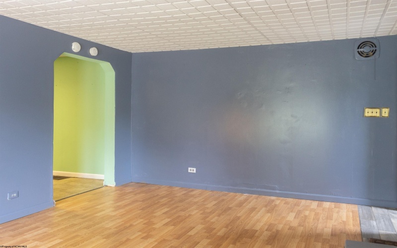 5359 Fairmont Road, Rivesville, West Virginia 26588, 2 Bedrooms Bedrooms, 6 Rooms Rooms,1 BathroomBathrooms,Single Family Detached,For Sale,Fairmont,10160969