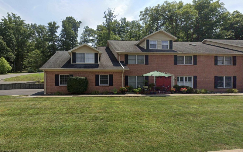 606 Shearwood Forest Drive, Bridgeport, West Virginia 26330, 1 Bedroom Bedrooms, 4 Rooms Rooms,1 BathroomBathrooms,Single Family Attached,For Sale,Shearwood Forest,10160985