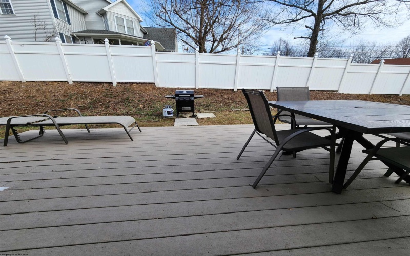 45 Overlook Drive, Bridgeport, West Virginia 26330, 5 Bedrooms Bedrooms, 12 Rooms Rooms,4 BathroomsBathrooms,Single Family Detached,For Sale,Overlook,10157861
