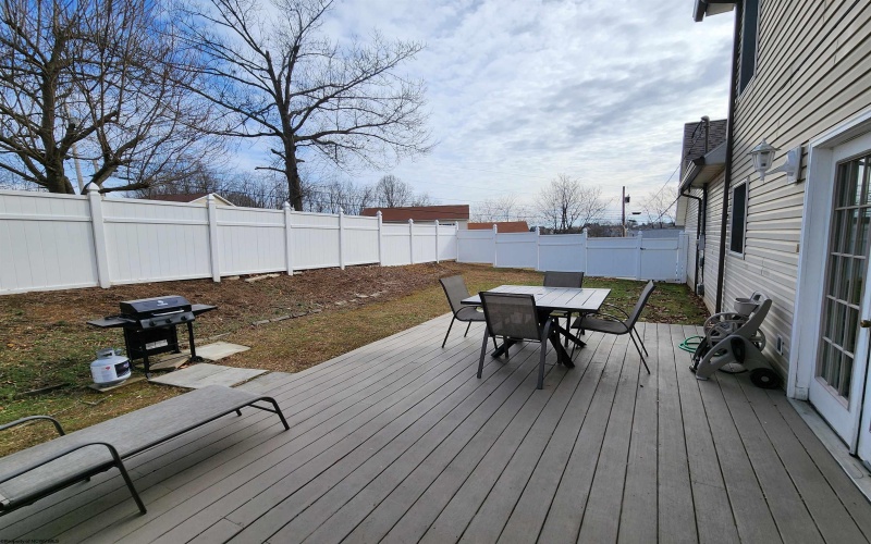 45 Overlook Drive, Bridgeport, West Virginia 26330, 5 Bedrooms Bedrooms, 12 Rooms Rooms,4 BathroomsBathrooms,Single Family Detached,For Sale,Overlook,10157861