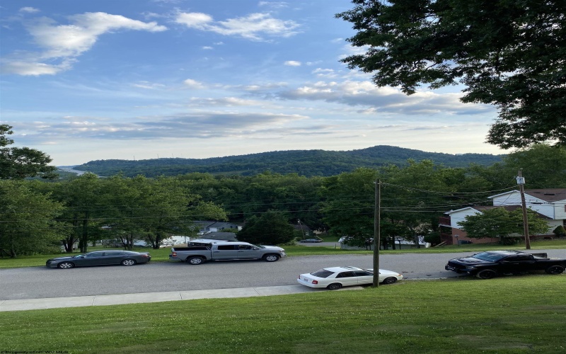 45 Overlook Drive, Bridgeport, West Virginia 26330, 5 Bedrooms Bedrooms, 12 Rooms Rooms,4 BathroomsBathrooms,Single Family Detached,For Sale,Overlook,10157861