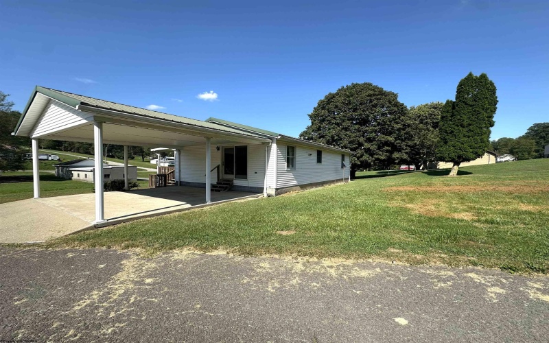 17 Hannah Lane, Fairview, West Virginia 26570, 2 Bedrooms Bedrooms, 5 Rooms Rooms,2 BathroomsBathrooms,Single Family Detached,For Sale,Hannah,10160990