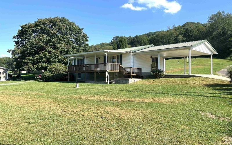 17 Hannah Lane, Fairview, West Virginia 26570, 2 Bedrooms Bedrooms, 5 Rooms Rooms,2 BathroomsBathrooms,Single Family Detached,For Sale,Hannah,10160990