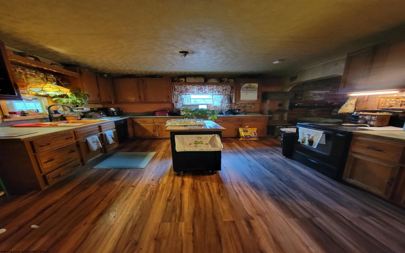11575 Georgetown Road, Beverly, West Virginia 26253, 4 Bedrooms Bedrooms, 6 Rooms Rooms,2 BathroomsBathrooms,Single Family Detached,For Sale,Georgetown,10160988