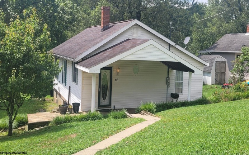 63 Broomfield Street, Rachel, West Virginia 26587, 3 Bedrooms Bedrooms, 8 Rooms Rooms,1 BathroomBathrooms,Single Family Detached,For Sale,Broomfield,10160995