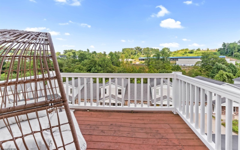 14 Turnstone Drive, Morgantown, West Virginia 26505, 3 Bedrooms Bedrooms, 16 Rooms Rooms,3 BathroomsBathrooms,Single Family Attached,For Sale,Turnstone,10161009