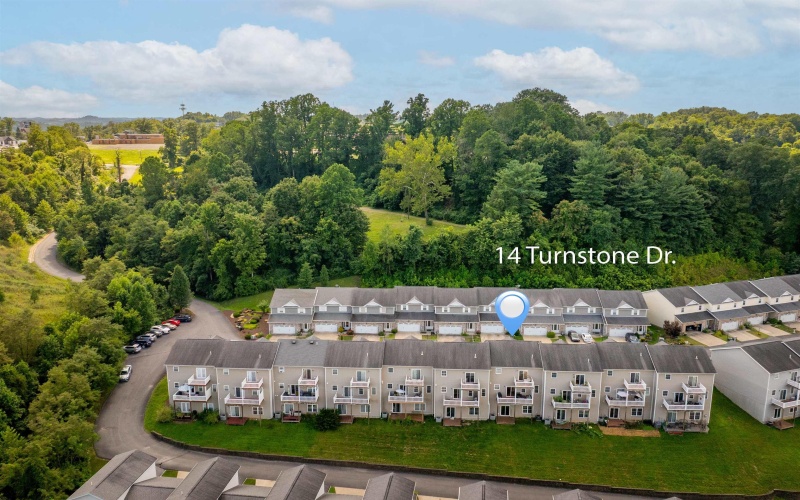 14 Turnstone Drive, Morgantown, West Virginia 26505, 3 Bedrooms Bedrooms, 16 Rooms Rooms,3 BathroomsBathrooms,Single Family Attached,For Sale,Turnstone,10161009
