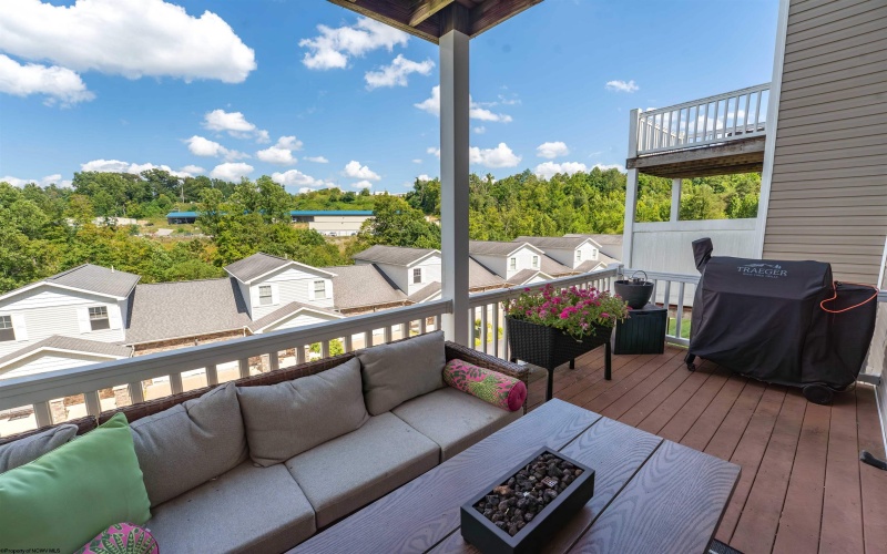 14 Turnstone Drive, Morgantown, West Virginia 26505, 3 Bedrooms Bedrooms, 16 Rooms Rooms,3 BathroomsBathrooms,Single Family Attached,For Sale,Turnstone,10161009