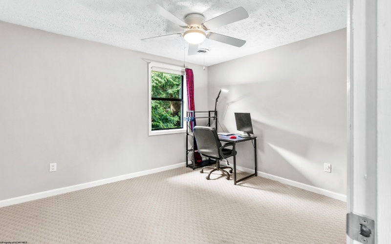 1426 Palace Drive, Morgantown, West Virginia 26508, 3 Bedrooms Bedrooms, 7 Rooms Rooms,3 BathroomsBathrooms,Residential Rentals,For Rent,Palace,10161001