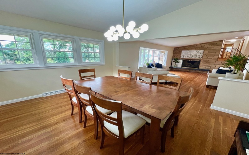 604 Schubert Place, Morgantown, West Virginia 26505, 4 Bedrooms Bedrooms, 9 Rooms Rooms,3 BathroomsBathrooms,Single Family Detached,For Sale,Schubert,10161010