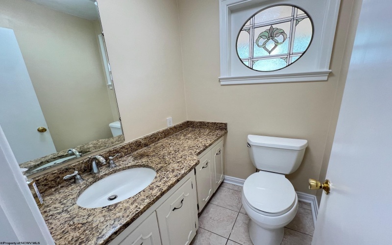 604 Schubert Place, Morgantown, West Virginia 26505, 4 Bedrooms Bedrooms, 9 Rooms Rooms,3 BathroomsBathrooms,Single Family Detached,For Sale,Schubert,10161010