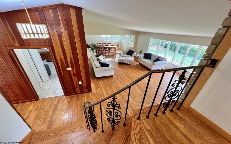 604 Schubert Place, Morgantown, West Virginia 26505, 4 Bedrooms Bedrooms, 9 Rooms Rooms,3 BathroomsBathrooms,Single Family Detached,For Sale,Schubert,10161010