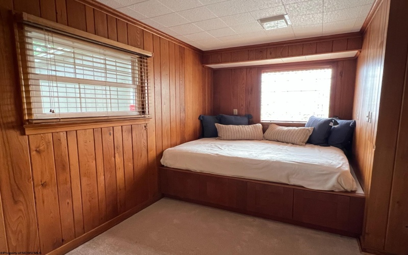 604 Schubert Place, Morgantown, West Virginia 26505, 4 Bedrooms Bedrooms, 9 Rooms Rooms,3 BathroomsBathrooms,Single Family Detached,For Sale,Schubert,10161010