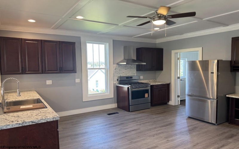 418 Columbia Street, Fairmont, West Virginia 26554, 4 Bedrooms Bedrooms, 8 Rooms Rooms,2 BathroomsBathrooms,Single Family Detached,For Sale,Columbia,10161008