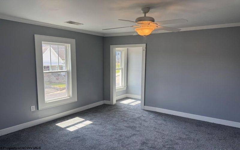 418 Columbia Street, Fairmont, West Virginia 26554, 4 Bedrooms Bedrooms, 8 Rooms Rooms,2 BathroomsBathrooms,Single Family Detached,For Sale,Columbia,10161008