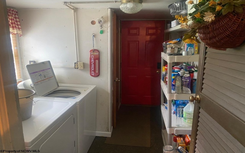 210 Jameson Avenue, Parsons, West Virginia 26287, 4 Bedrooms Bedrooms, 8 Rooms Rooms,1 BathroomBathrooms,Single Family Detached,For Sale,Jameson,10161007
