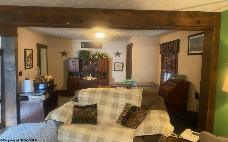 210 Jameson Avenue, Parsons, West Virginia 26287, 4 Bedrooms Bedrooms, 8 Rooms Rooms,1 BathroomBathrooms,Single Family Detached,For Sale,Jameson,10161007