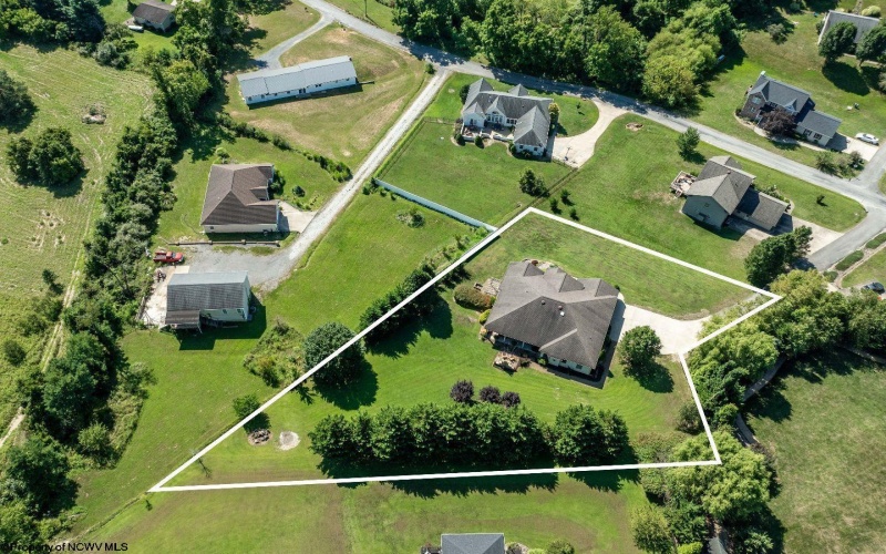7 Zara Drive, Morgantown, West Virginia 26508, 5 Bedrooms Bedrooms, 8 Rooms Rooms,3 BathroomsBathrooms,Single Family Detached,For Sale,Zara,10161005