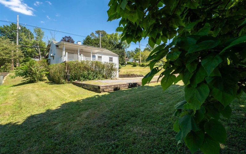3233 University Avenue, Morgantown, West Virginia 26505, 3 Bedrooms Bedrooms, 7 Rooms Rooms,2 BathroomsBathrooms,Single Family Detached,For Sale,University,10161002