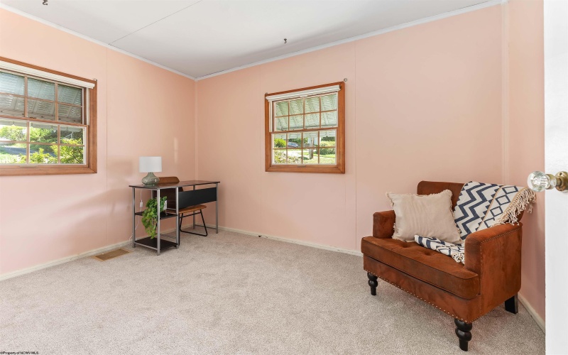 3233 University Avenue, Morgantown, West Virginia 26505, 3 Bedrooms Bedrooms, 7 Rooms Rooms,2 BathroomsBathrooms,Single Family Detached,For Sale,University,10161002