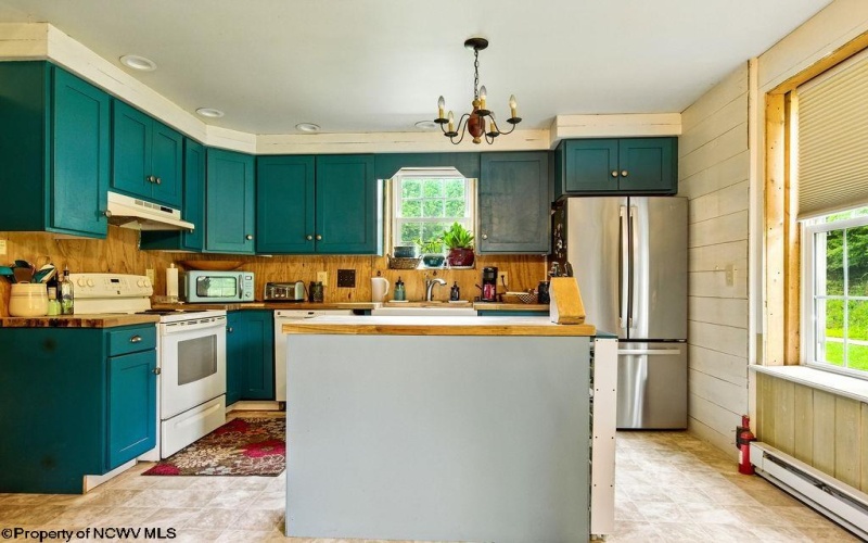 4783 Upper Crooked Fork Road, Gassaway, West Virginia 26624, 3 Bedrooms Bedrooms, 7 Rooms Rooms,2 BathroomsBathrooms,Single Family Detached,For Sale,Upper Crooked Fork,10161016
