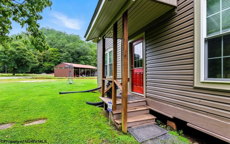 4783 Upper Crooked Fork Road, Gassaway, West Virginia 26624, 3 Bedrooms Bedrooms, 7 Rooms Rooms,2 BathroomsBathrooms,Single Family Detached,For Sale,Upper Crooked Fork,10161016