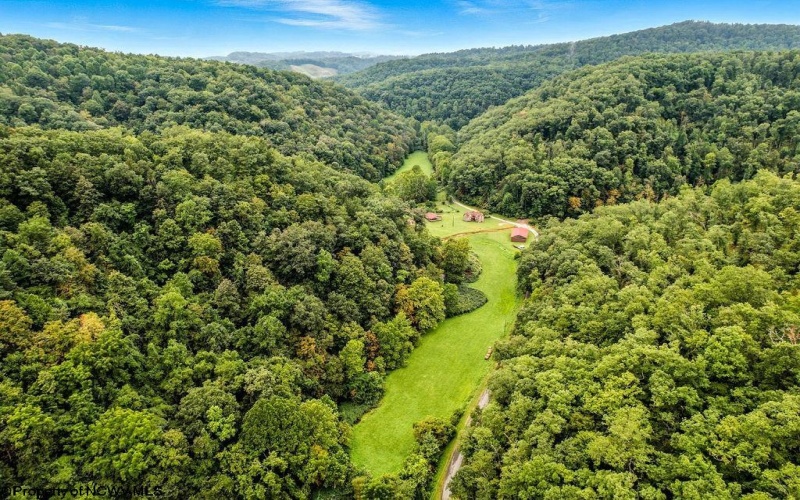 4783 Upper Crooked Fork Road, Gassaway, West Virginia 26624, 3 Bedrooms Bedrooms, 7 Rooms Rooms,2 BathroomsBathrooms,Single Family Detached,For Sale,Upper Crooked Fork,10161016