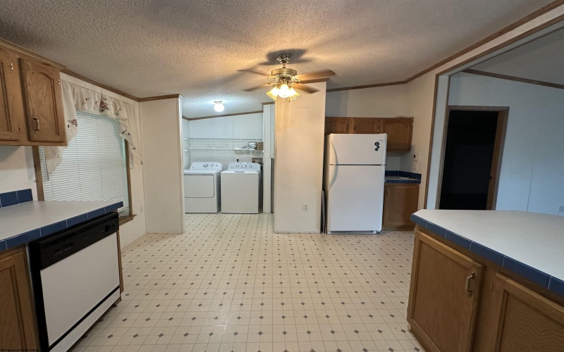 31 Nugget Lane, Fairmont, West Virginia 26554, 3 Bedrooms Bedrooms, 7 Rooms Rooms,2 BathroomsBathrooms,Single Family Detached,For Sale,Nugget,10161013