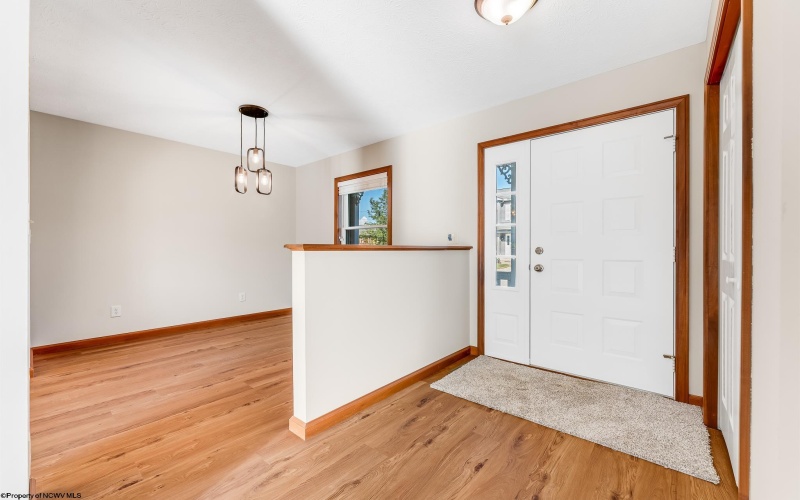 453 Mansfield Avenue, Morgantown, West Virginia 26501, 3 Bedrooms Bedrooms, 6 Rooms Rooms,2 BathroomsBathrooms,Single Family Detached,For Sale,Mansfield,10161037