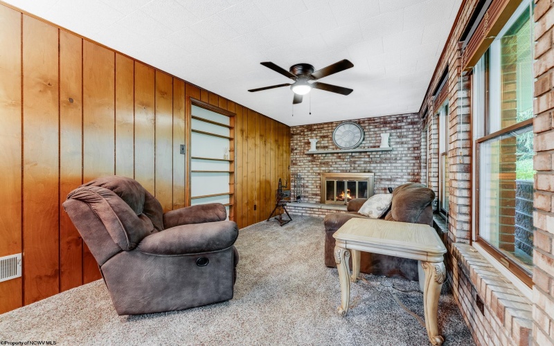 503 Riverview Avenue, Westover, West Virginia 26501, 3 Bedrooms Bedrooms, 7 Rooms Rooms,2 BathroomsBathrooms,Single Family Detached,For Sale,Riverview,10161023