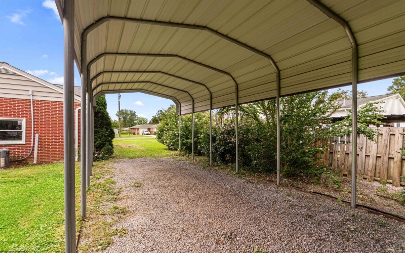1725 S Davis Avenue, Elkins, West Virginia 26241, 3 Bedrooms Bedrooms, 5 Rooms Rooms,2 BathroomsBathrooms,Single Family Detached,For Sale,S Davis,10161020
