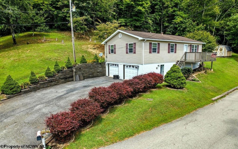 7 New York Avenue, Salem, West Virginia 26426, 3 Bedrooms Bedrooms, 6 Rooms Rooms,1 BathroomBathrooms,Single Family Detached,For Sale,New York,10161022