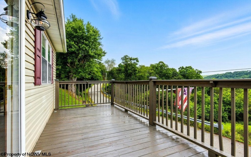 7 New York Avenue, Salem, West Virginia 26426, 3 Bedrooms Bedrooms, 6 Rooms Rooms,1 BathroomBathrooms,Single Family Detached,For Sale,New York,10161022