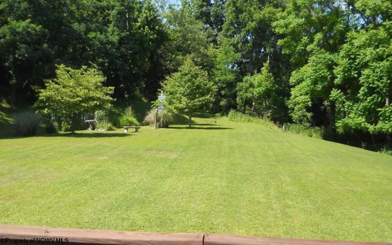 130 Reunion (McGuire Park) Road, Weston, West Virginia 26452, 4 Bedrooms Bedrooms, 10 Rooms Rooms,3 BathroomsBathrooms,Single Family Detached,For Sale,Reunion (McGuire Park),10161021