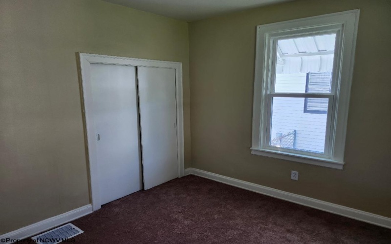 408 Bellview Avenue, Fairmont, West Virginia 26554-1908, 2 Bedrooms Bedrooms, 4 Rooms Rooms,1 BathroomBathrooms,Single Family Detached,For Sale,Bellview,10161034