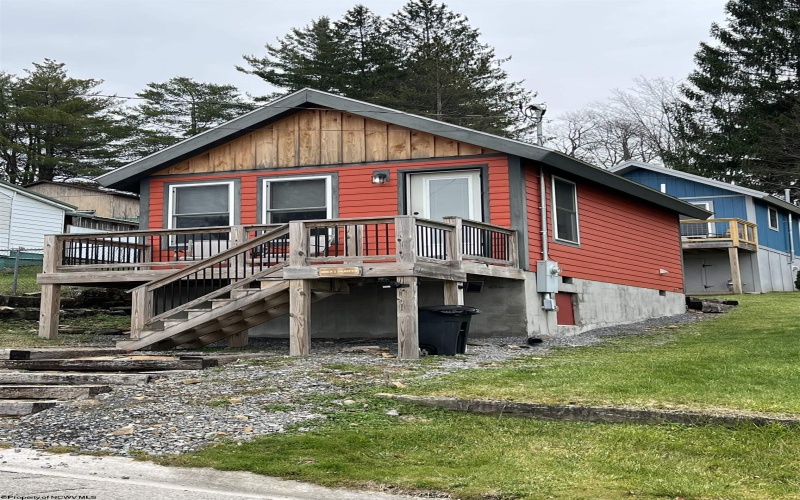 128 Brown Street, Thomas, West Virginia 26292, 2 Bedrooms Bedrooms, 4 Rooms Rooms,1 BathroomBathrooms,Single Family Detached,For Sale,Brown,10157291