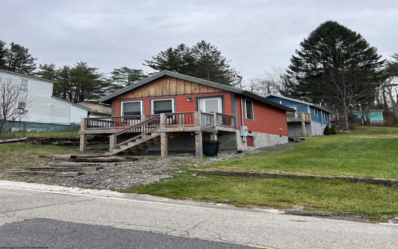 128 Brown Street, Thomas, West Virginia 26292, 2 Bedrooms Bedrooms, 4 Rooms Rooms,1 BathroomBathrooms,Single Family Detached,For Sale,Brown,10157291