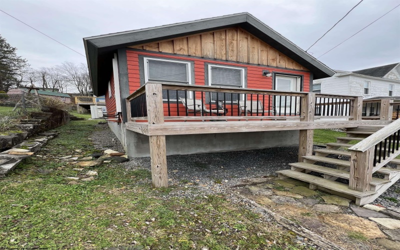 128 Brown Street, Thomas, West Virginia 26292, 2 Bedrooms Bedrooms, 4 Rooms Rooms,1 BathroomBathrooms,Single Family Detached,For Sale,Brown,10157291