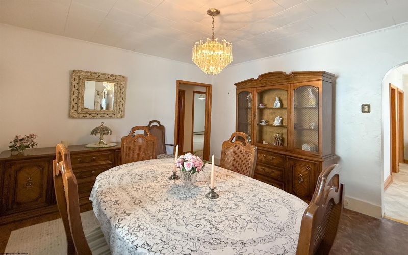 2008 Williams Avenue, Clarksburg, West Virginia 26301, 3 Bedrooms Bedrooms, 6 Rooms Rooms,2 BathroomsBathrooms,Single Family Detached,For Sale,Williams,10161024