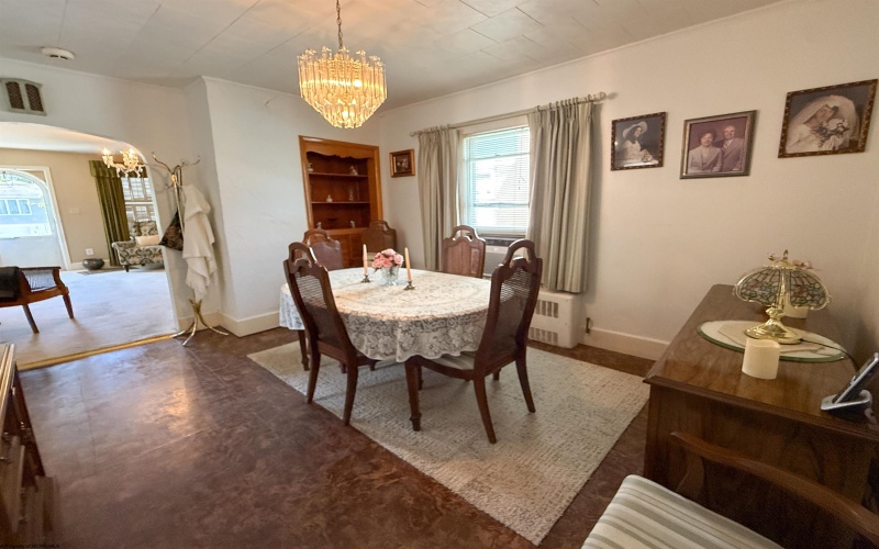 2008 Williams Avenue, Clarksburg, West Virginia 26301, 3 Bedrooms Bedrooms, 6 Rooms Rooms,2 BathroomsBathrooms,Single Family Detached,For Sale,Williams,10161024