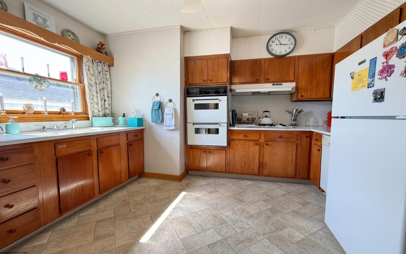 2008 Williams Avenue, Clarksburg, West Virginia 26301, 3 Bedrooms Bedrooms, 6 Rooms Rooms,2 BathroomsBathrooms,Single Family Detached,For Sale,Williams,10161024