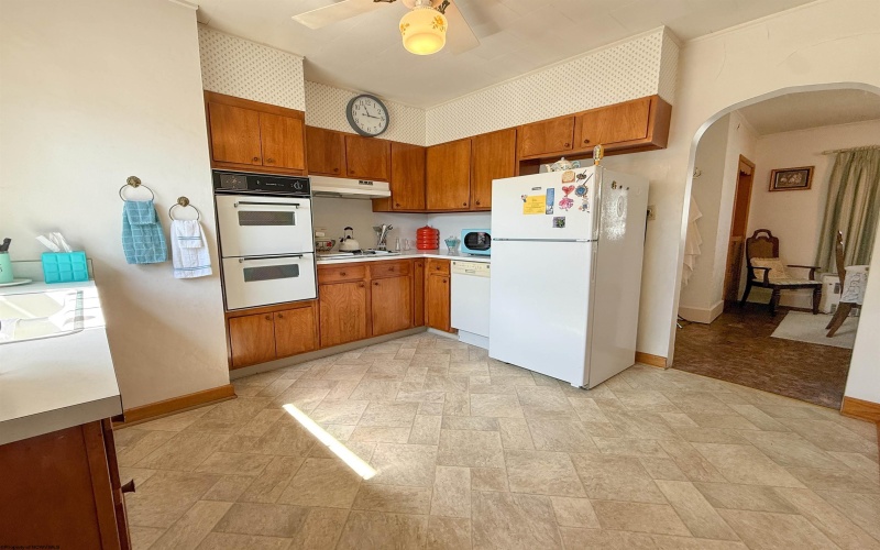 2008 Williams Avenue, Clarksburg, West Virginia 26301, 3 Bedrooms Bedrooms, 6 Rooms Rooms,2 BathroomsBathrooms,Single Family Detached,For Sale,Williams,10161024