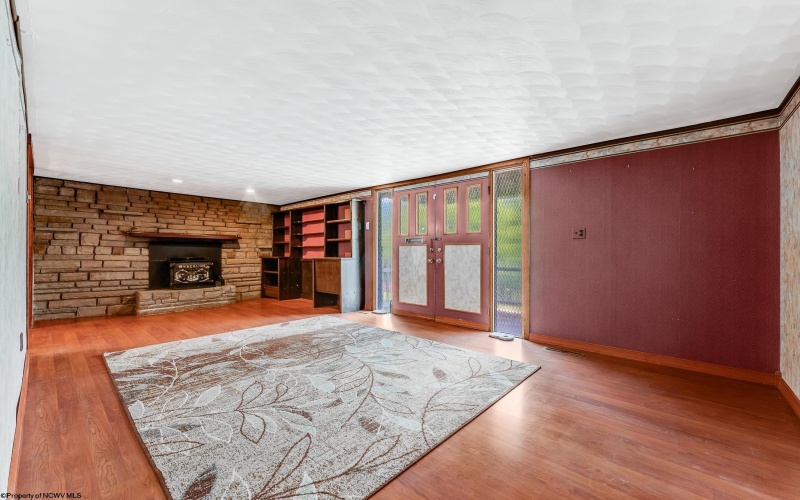120 Parkview Drive, Morgantown, West Virginia 26501, 2 Bedrooms Bedrooms, 6 Rooms Rooms,1 BathroomBathrooms,Single Family Detached,For Sale,Parkview,10161031