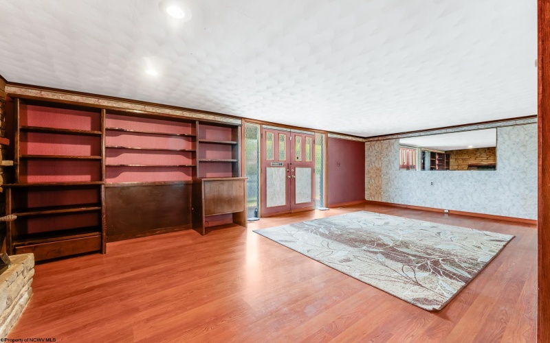 120 Parkview Drive, Morgantown, West Virginia 26501, 2 Bedrooms Bedrooms, 6 Rooms Rooms,1 BathroomBathrooms,Single Family Detached,For Sale,Parkview,10161031