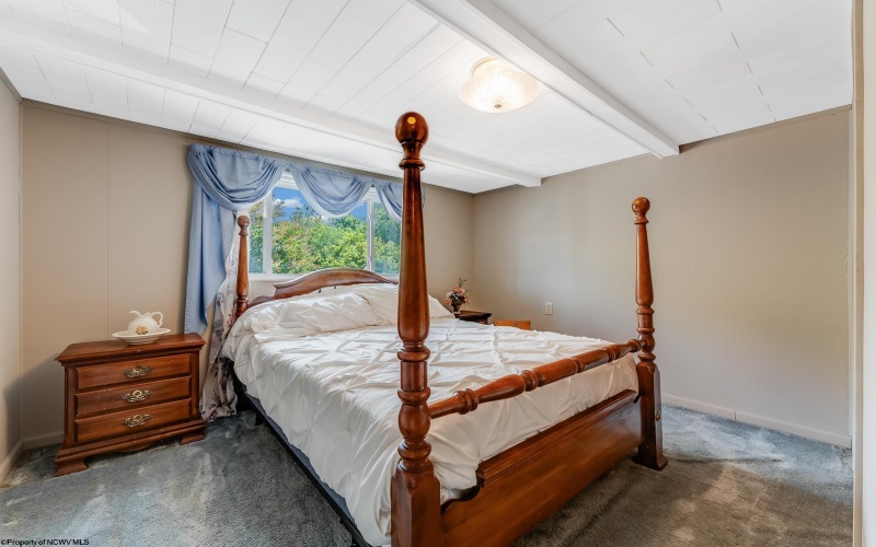 120 Parkview Drive, Morgantown, West Virginia 26501, 2 Bedrooms Bedrooms, 6 Rooms Rooms,1 BathroomBathrooms,Single Family Detached,For Sale,Parkview,10161031