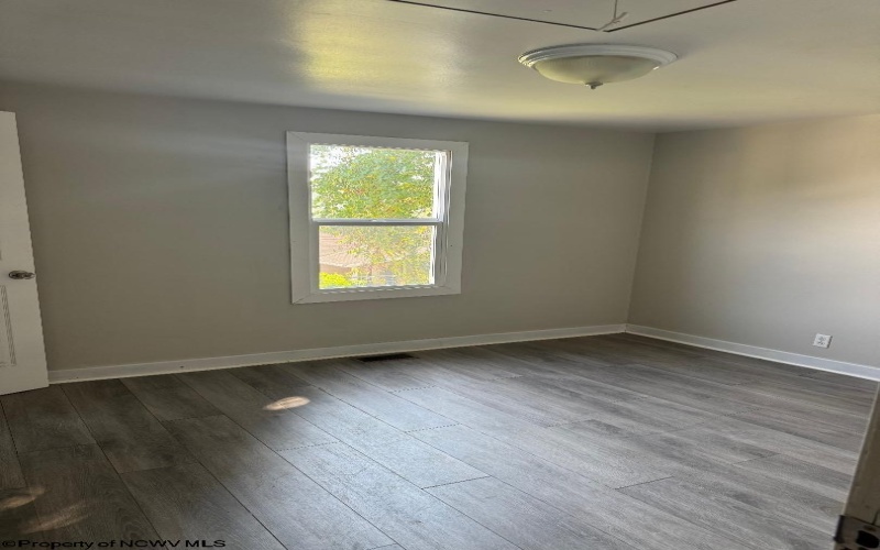 8287 Gordon Street, Stonewood, West Virginia 26301, 2 Bedrooms Bedrooms, 6 Rooms Rooms,1 BathroomBathrooms,Single Family Detached,For Sale,Gordon,10161038